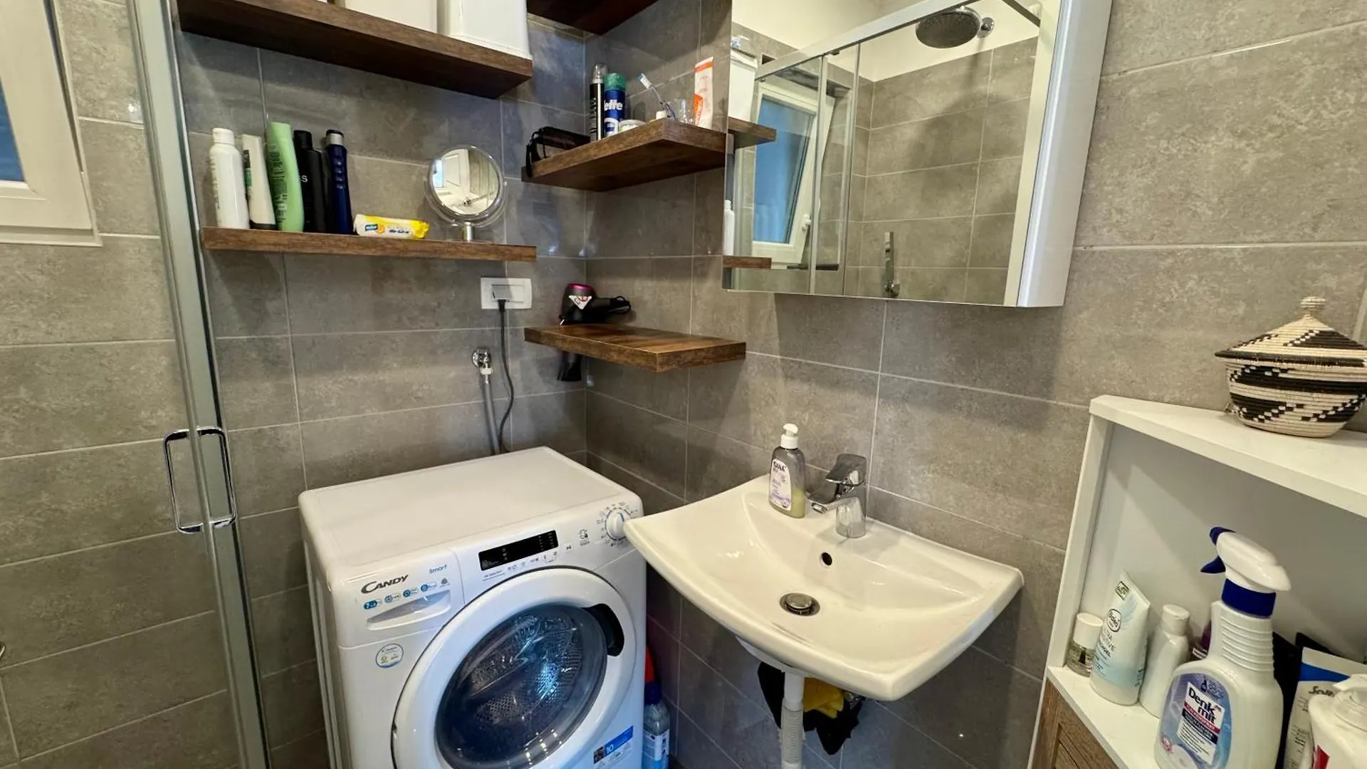 Apartmani Toma Crikvenica 0*,  Croatia